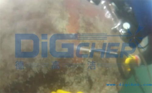 �ջ�����ˮ�º��������